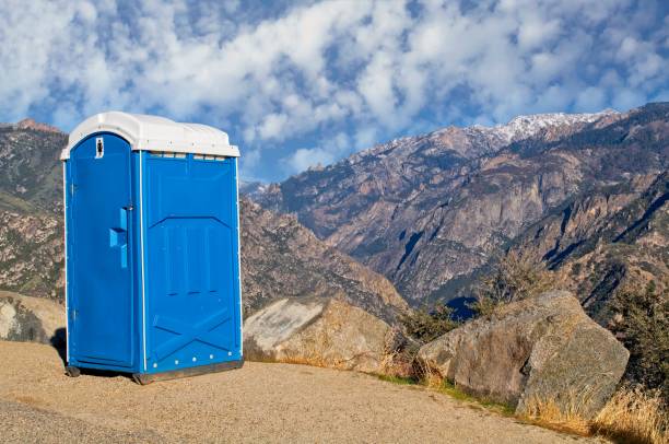 Best Portable restroom trailer rental  in Plymouth, MN